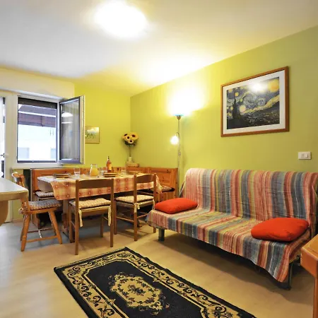 Des Alpes-13 By Interhome Appartement *