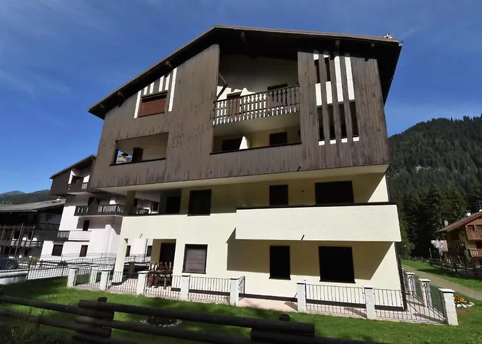 Des Alpes-13 By Interhome Apartman Canazei